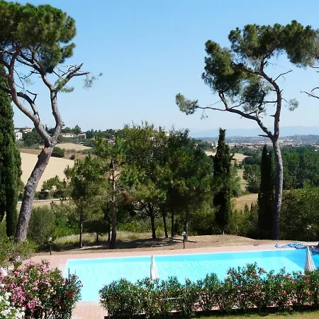Tranquillo E Con Vista Panoramica Aparthotel Torrita di Siena